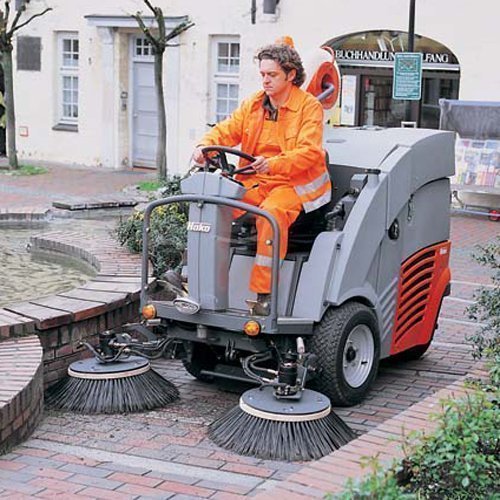 Hako City Master 90 Refurbished Diesel Ride-on Vacuum Sweeper